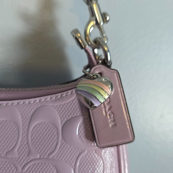 NWT Coach Teri Shoulder Bag in signature patent leather LIGHT VIOLET - Picture 10 of 10